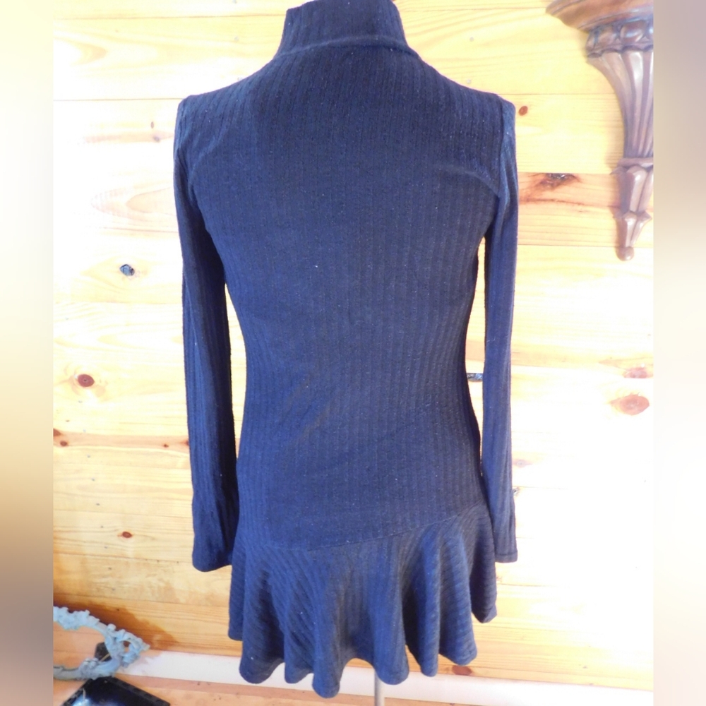 Black Ribbed Sweater - Picture 5 of 6